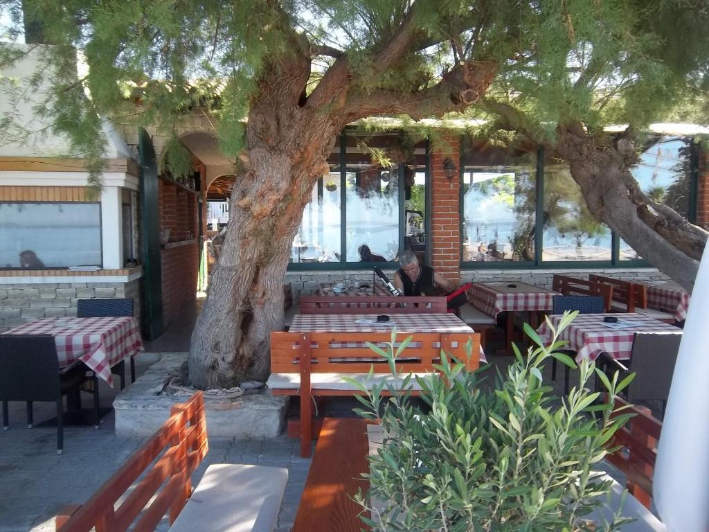 Beach Villa Bb Podstrana Bagian luar foto