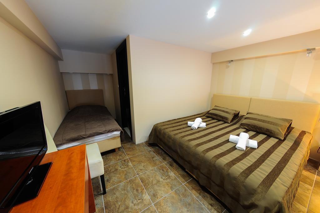 Beach Villa Bb Podstrana Bagian luar foto
