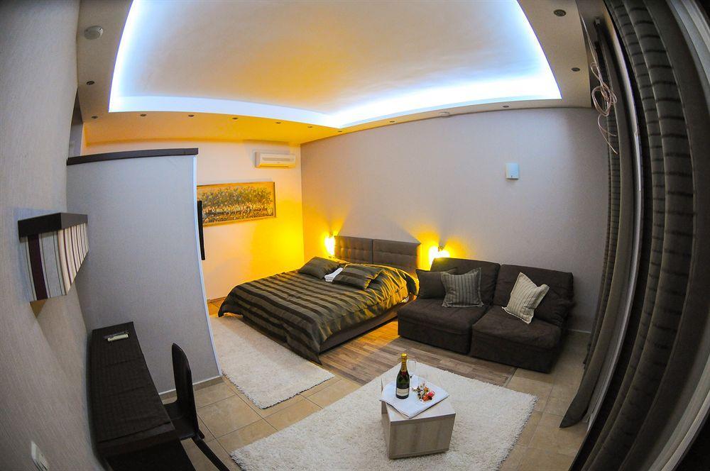 Beach Villa Bb Podstrana Bagian luar foto