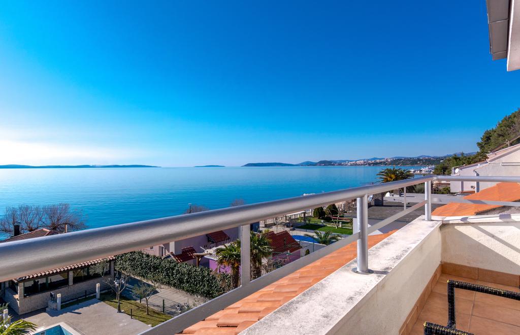 Beach Villa Bb Podstrana Bagian luar foto