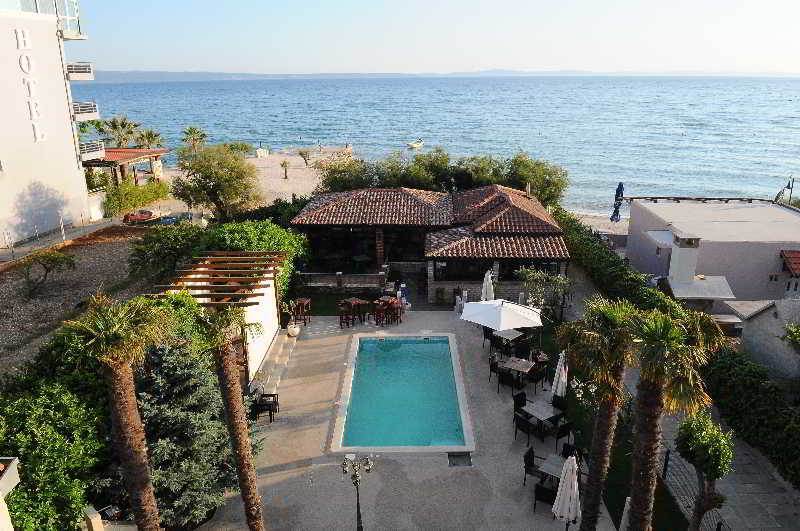 Beach Villa Bb Podstrana Bagian luar foto