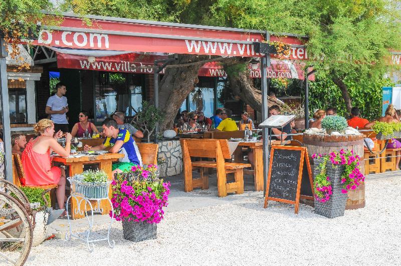 Beach Villa Bb Podstrana Bagian luar foto
