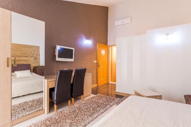 Beach Villa Bb Podstrana Bagian luar foto